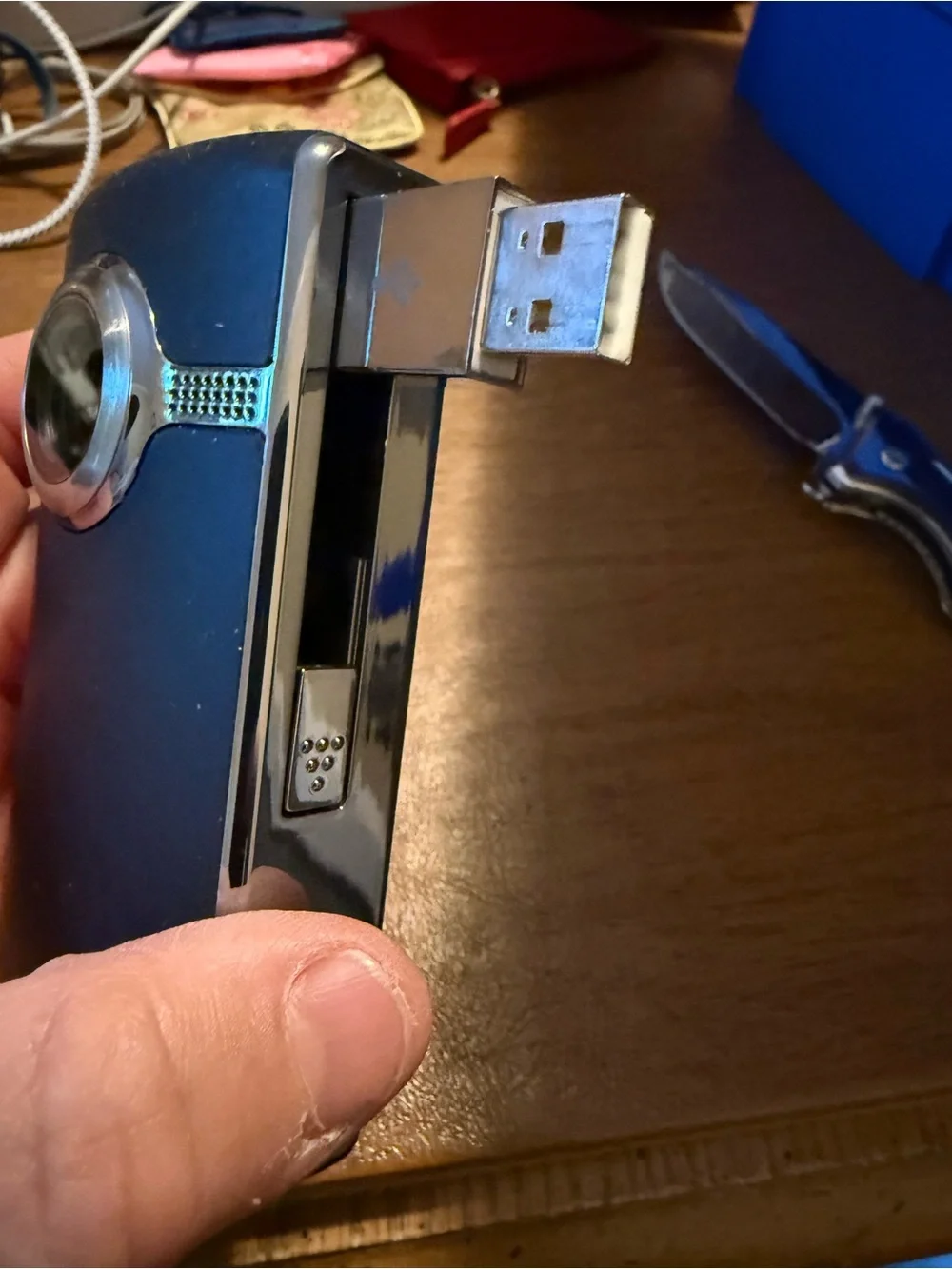 Cisco Flip UltraHD video camera in black.